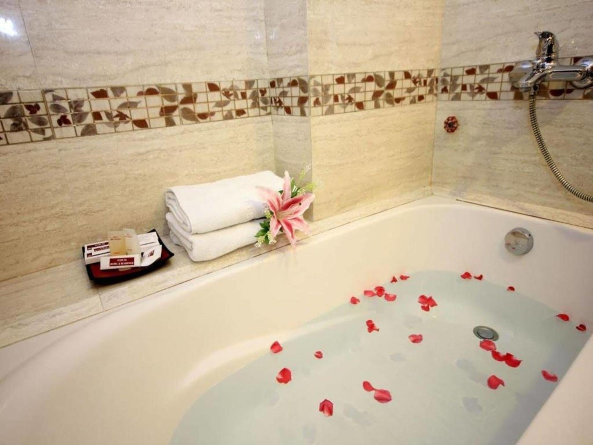 Sense Legend Hotel And Spa مدينة هوشي منه المظهر الخارجي الصورة